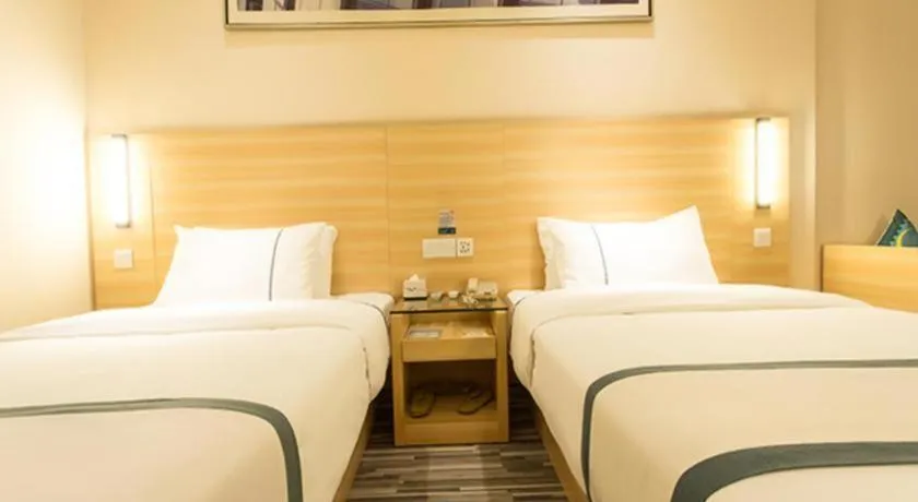 Bed in City Comfort Inn Nanning Wuyi Fude