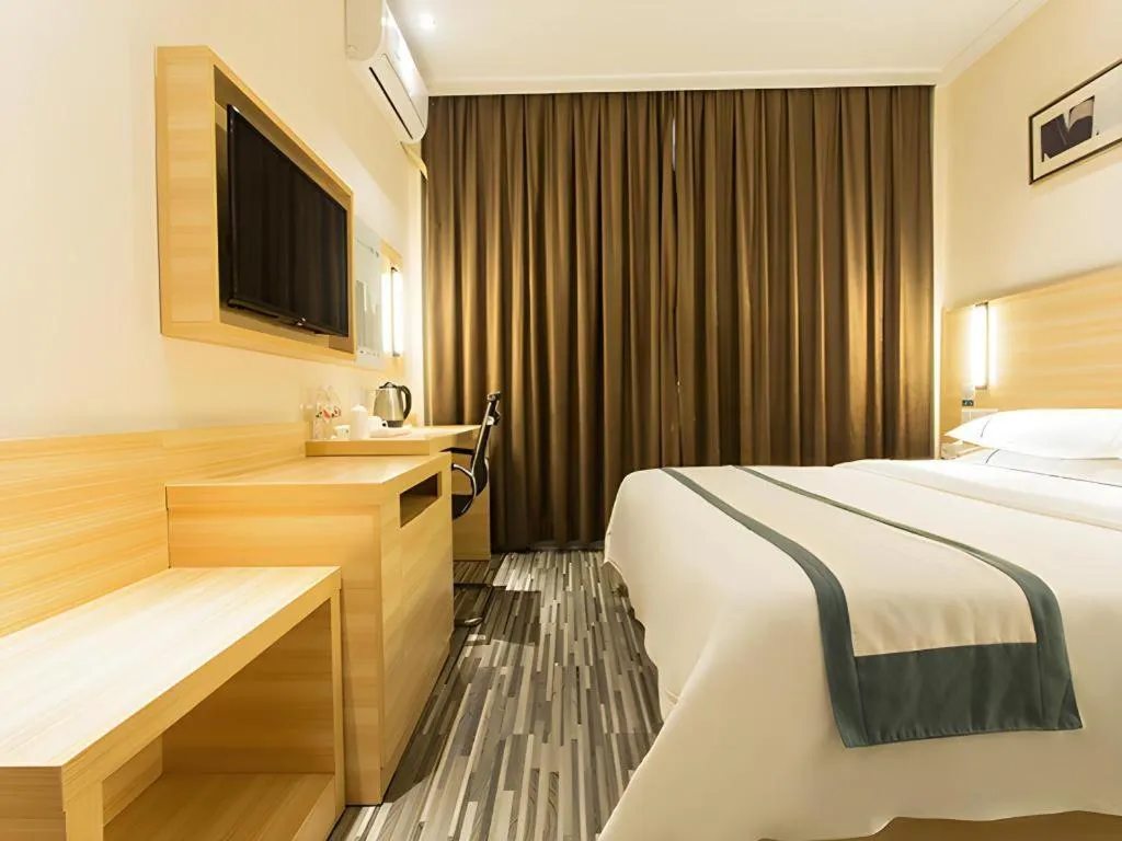 Bed in City Comfort Inn Nanning Wuyi Fude