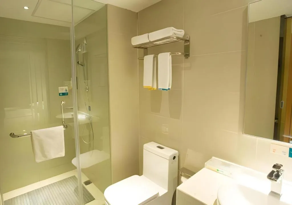 City Comfort Inn Huanggang Tuanfeng Passenger