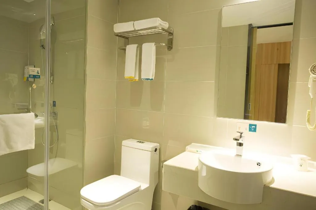 City Comfort Inn Huanggang Tuanfeng Passenger