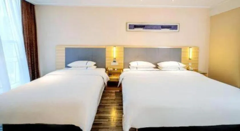 Bed in City Comfort Inn Guilin Quanzhou Zhongxin Square