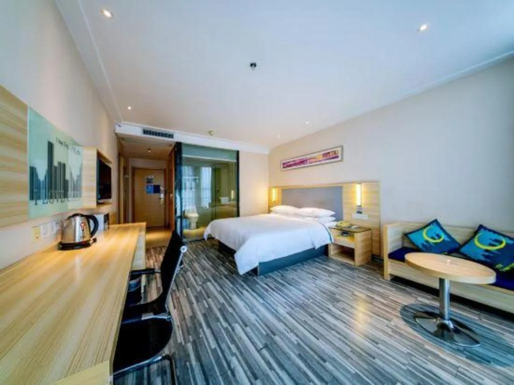 Bed in City Comfort Inn Guilin Quanzhou Zhongxin Square