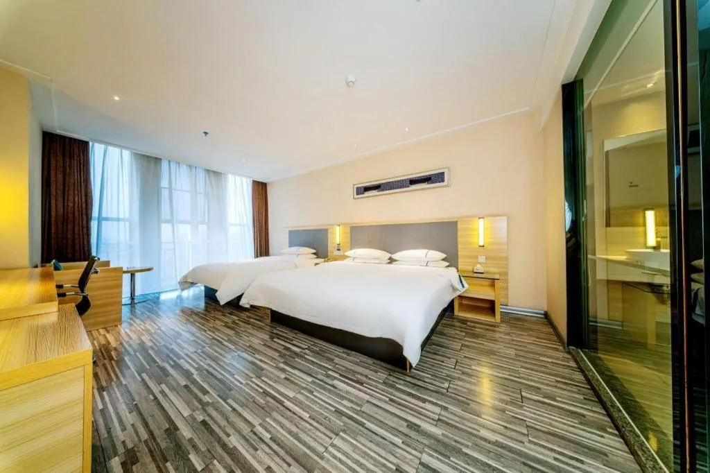 Bed in City Comfort Inn Guilin Quanzhou Zhongxin Square