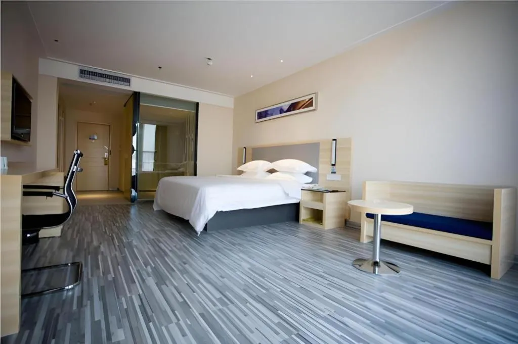 Bed in City Comfort Inn Guilin Quanzhou Zhongxin Square