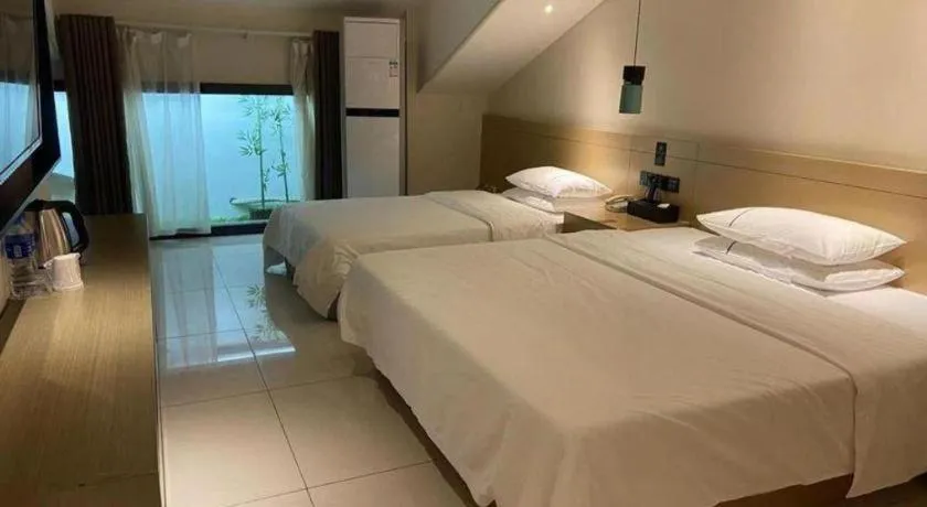 Bed in City Comfort Inn Nanchang Gaoxin Avenue Metro Station Aixi Lake