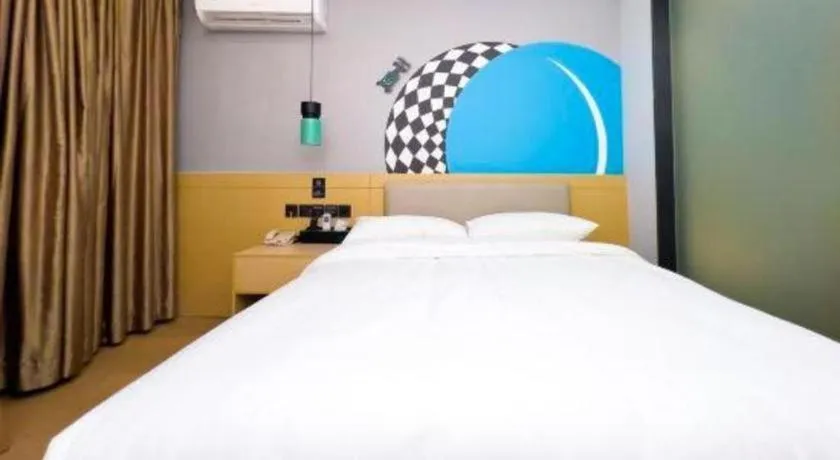 Bed in City Comfort Inn Nanchang Gaoxin Avenue Metro Station Aixi Lake