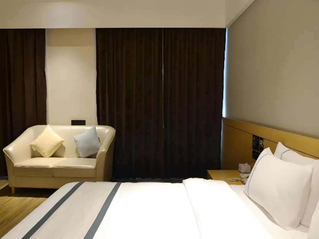 Bed in City Comfort Inn Yulin Yufu Road Industrial Products Market