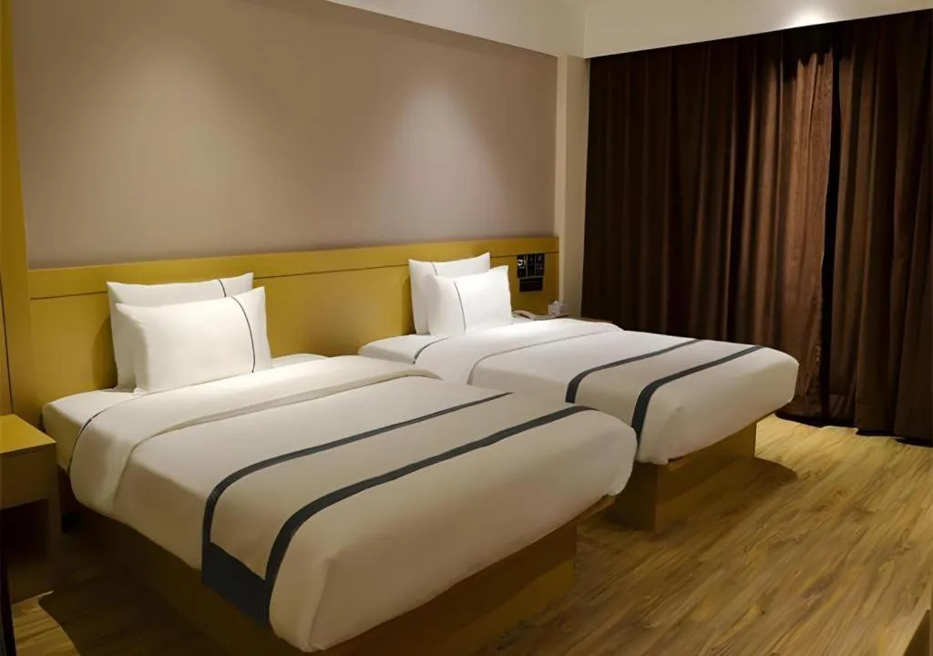 Bed in City Comfort Inn Yulin Yufu Road Industrial Products Market