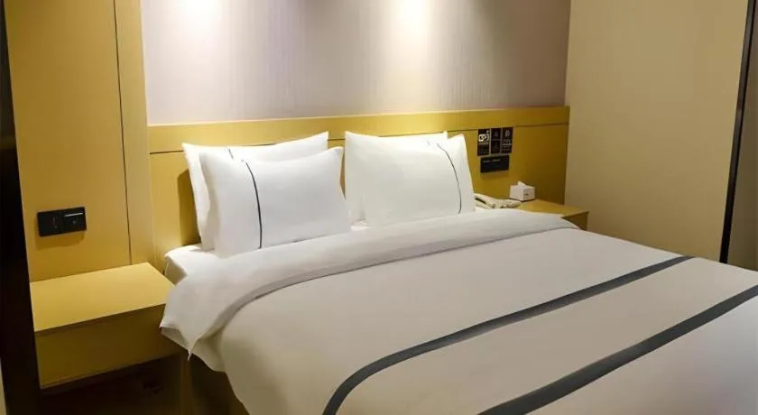 Bed in City Comfort Inn Yulin Yufu Road Industrial Products Market