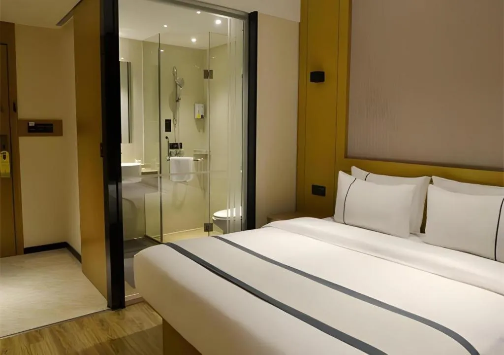 Bed in City Comfort Inn Yulin Yufu Road Industrial Products Market