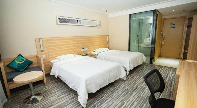 Bed in City Comfort Inn Chongqing Yuzhong District Daping Hospital