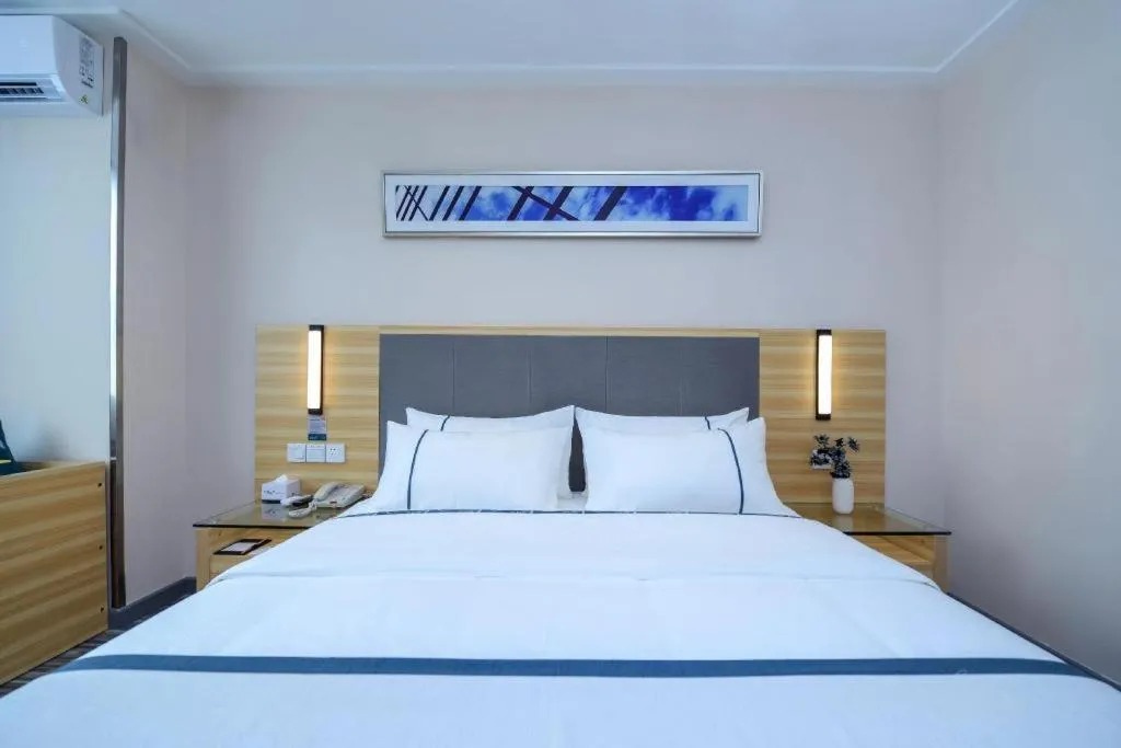 Bed in City Comfort Inn Chongqing Yuzhong District Daping Hospital