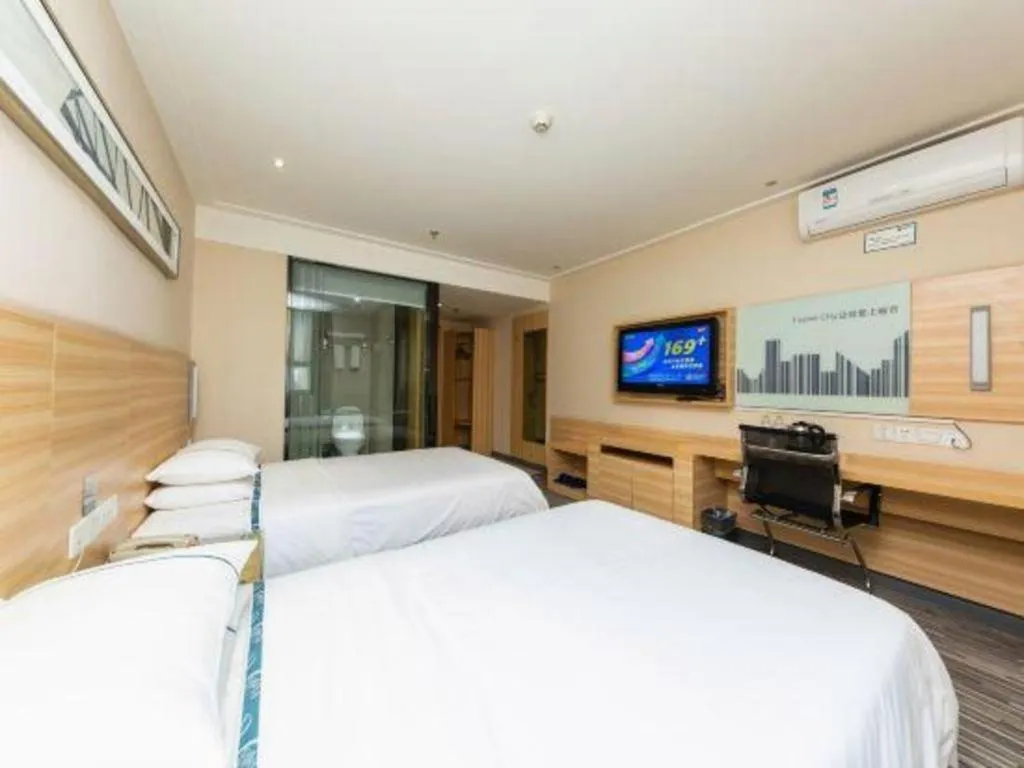 Bed in City Comfort Inn Chongqing Yuzhong District Daping Hospital