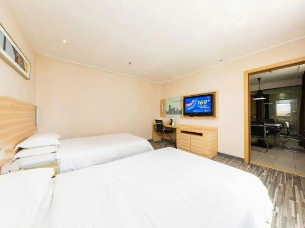 Bed in City Comfort Inn Chongqing Yuzhong District Daping Hospital