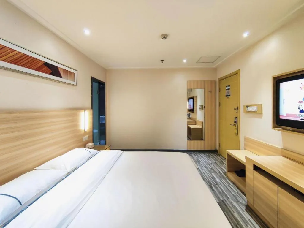 Bed in City Comfort Inn Chongqing Yuzhong District Daping Hospital