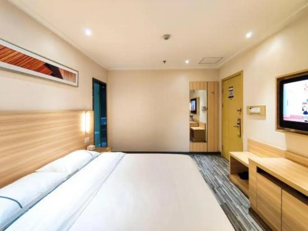 Bed in City Comfort Inn Chongqing Yuzhong District Daping Hospital