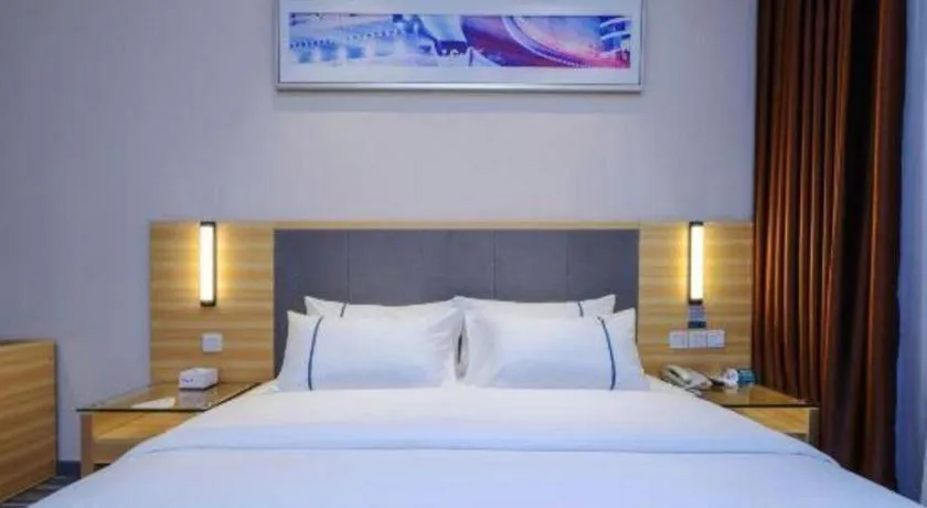 Bed in City Comfort Inn Chongqing Yuzhong District Daping Hospital