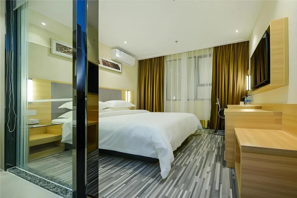 Bed in City Comfort Inn Chongqing Yuzhong District Daping Hospital