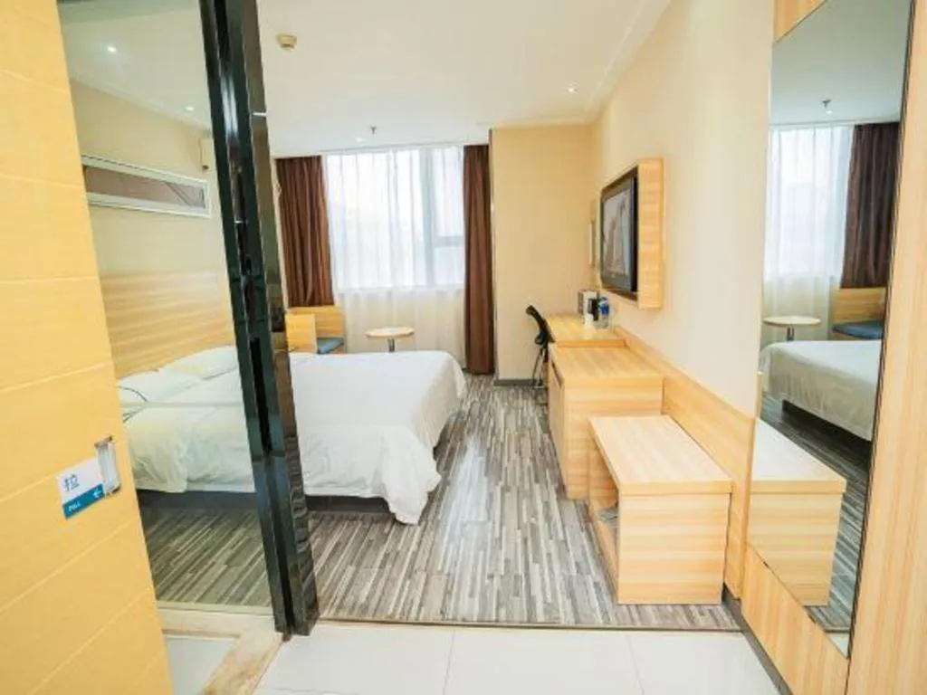 Bed in City Comfort Inn Chongqing Yuzhong District Daping Hospital