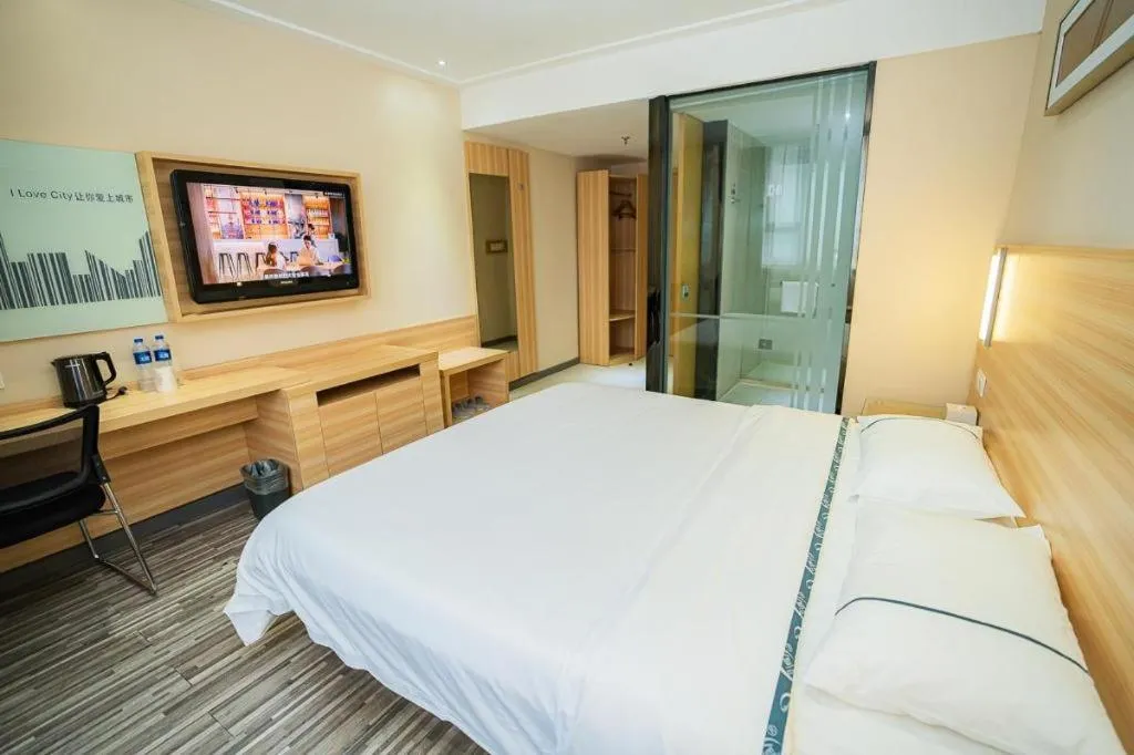 Bed in City Comfort Inn Chongqing Yuzhong District Daping Hospital