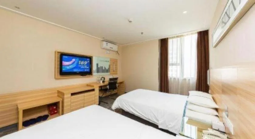 Bed in City Comfort Inn Chongqing Yuzhong District Daping Hospital