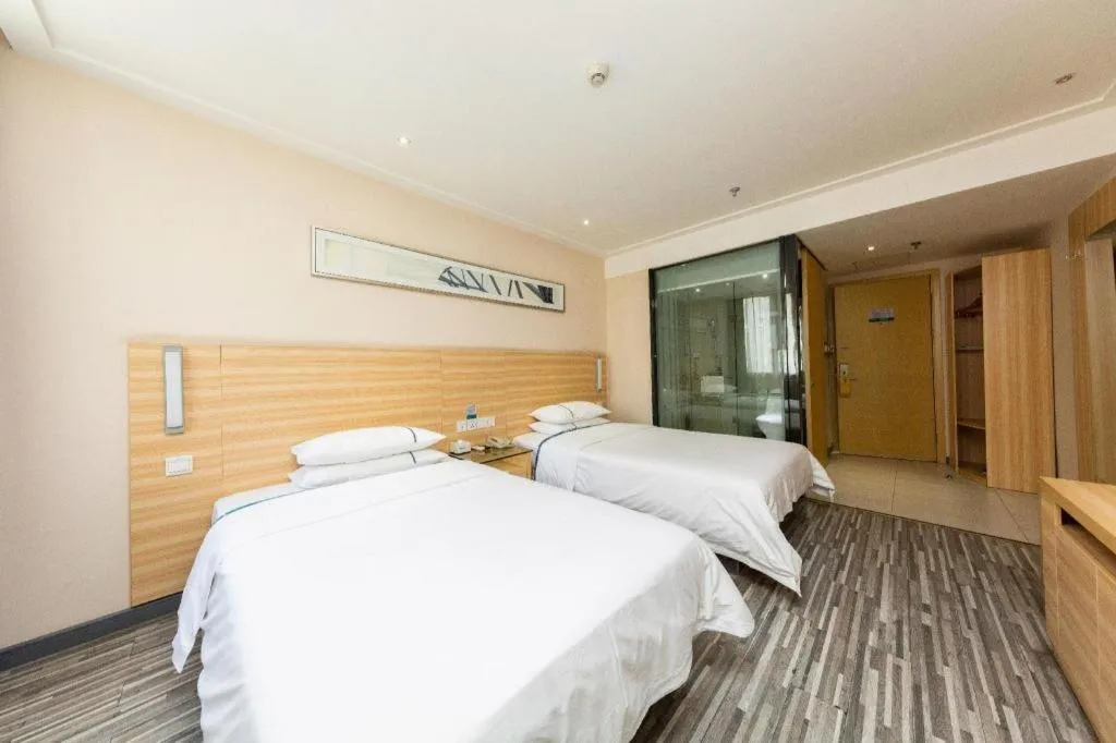 Bed in City Comfort Inn Chongqing Yuzhong District Daping Hospital