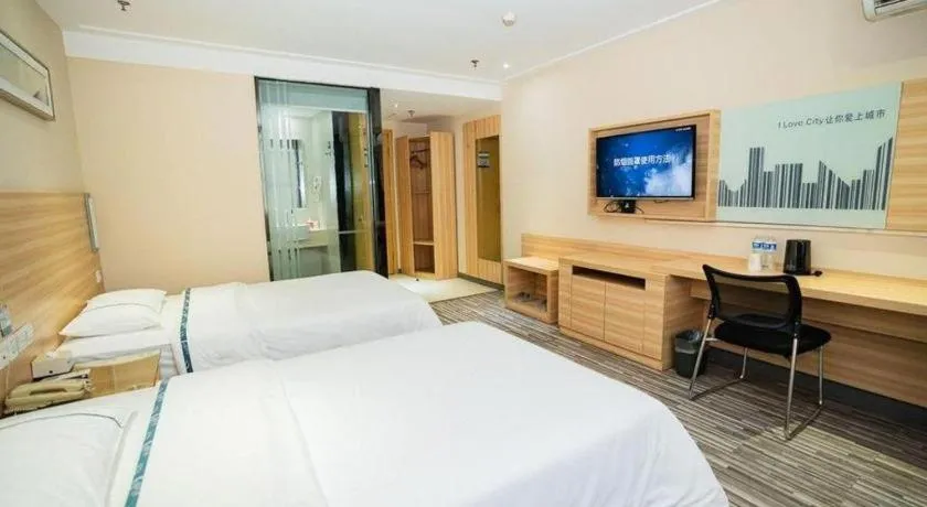 Bed in City Comfort Inn Chongqing Yuzhong District Daping Hospital