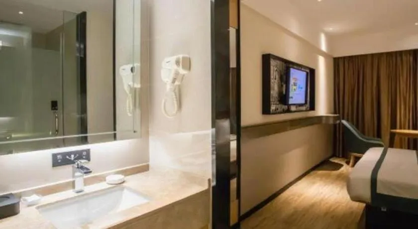 Bed in City Comfort Inn Beiliu Yongfeng Plaza Chengnan Bus Station