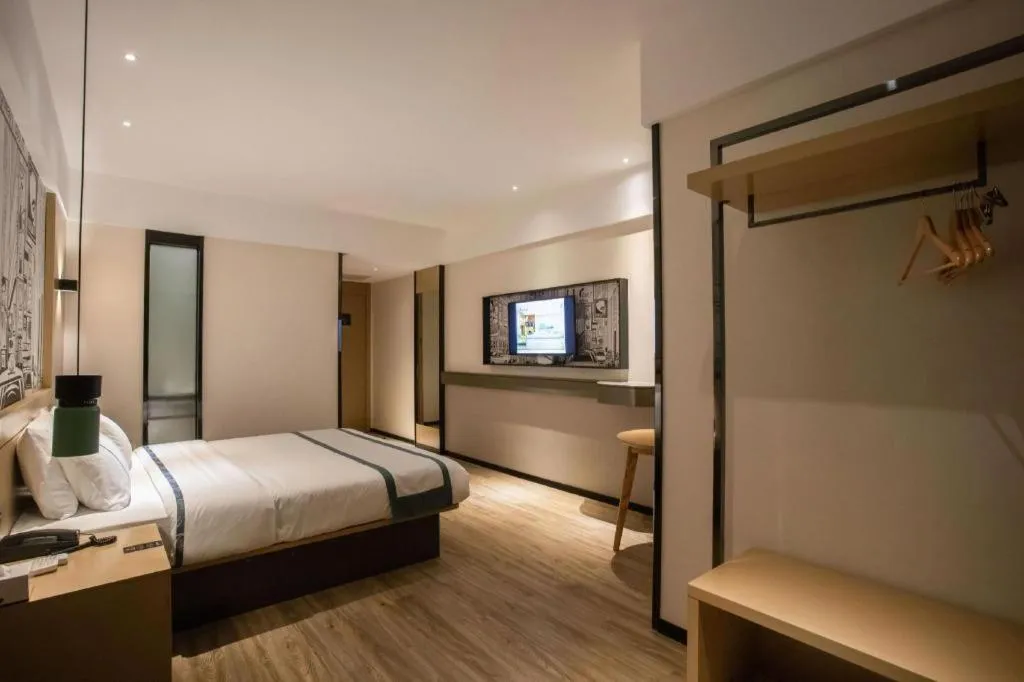 Bed in City Comfort Inn Beiliu Yongfeng Plaza Chengnan Bus Station