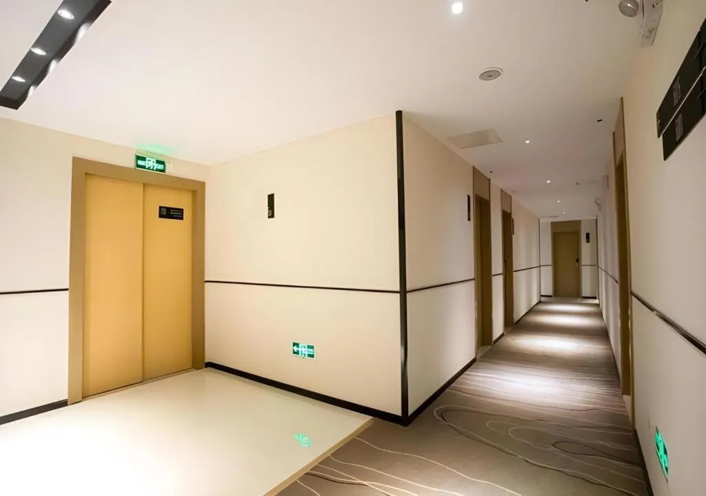 City Comfort Inn Beiliu Yongfeng Plaza Chengnan Bus Station