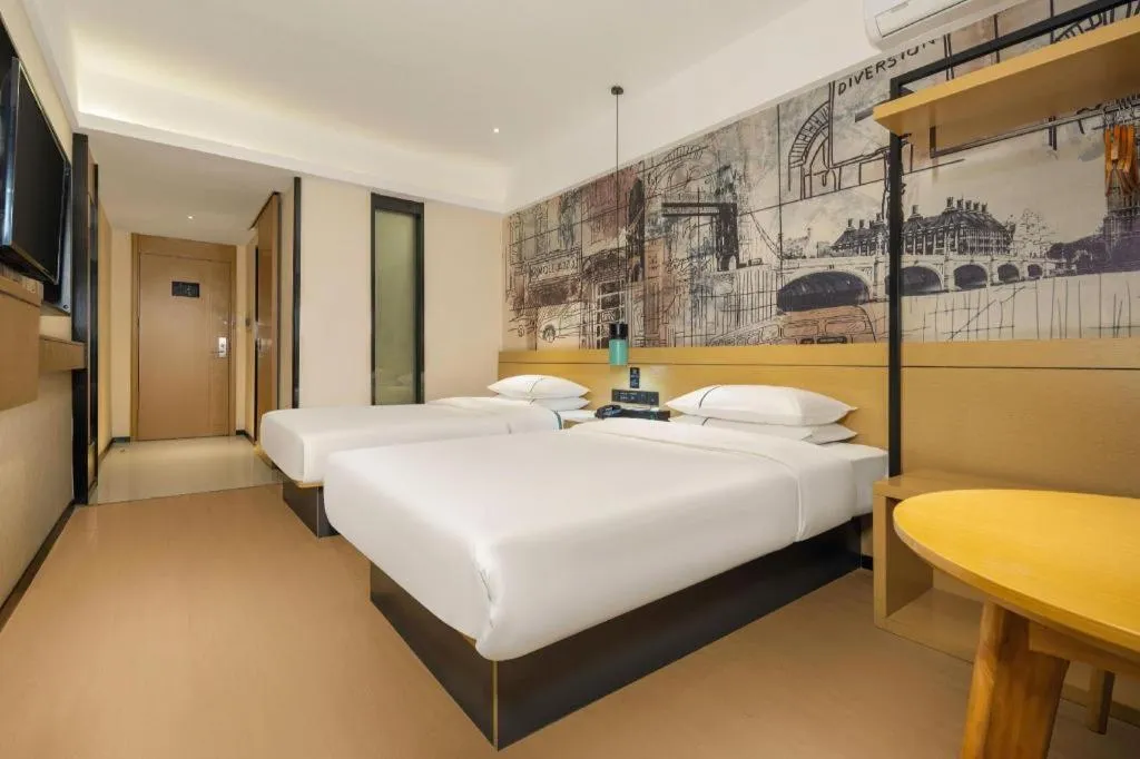 Bed in City Comfort Inn Beiliu Yongfeng Plaza Chengnan Bus Station