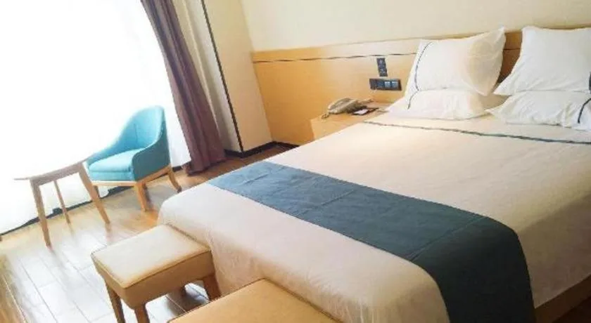 Bed in City Comfort Inn Zhanjiang Xuwen Port Wharf Passenger Station