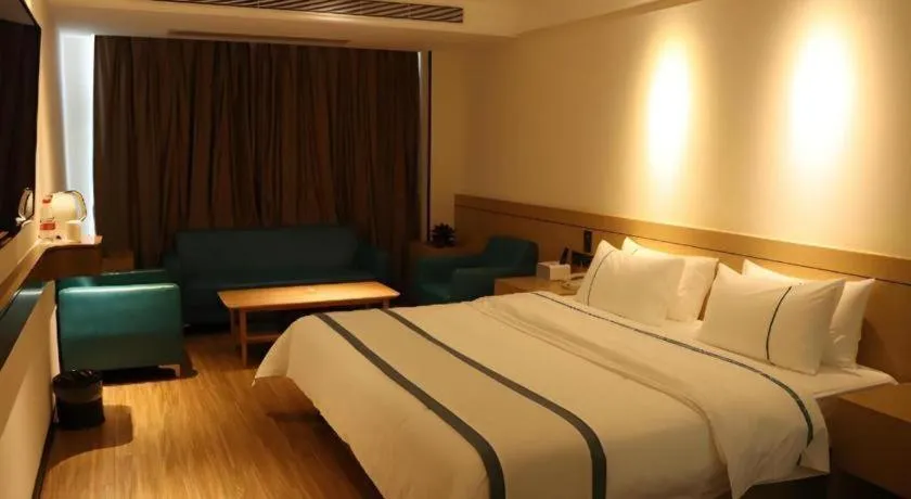Bed in City Comfort Inn Zhanjiang Xuwen Port Wharf Passenger Station