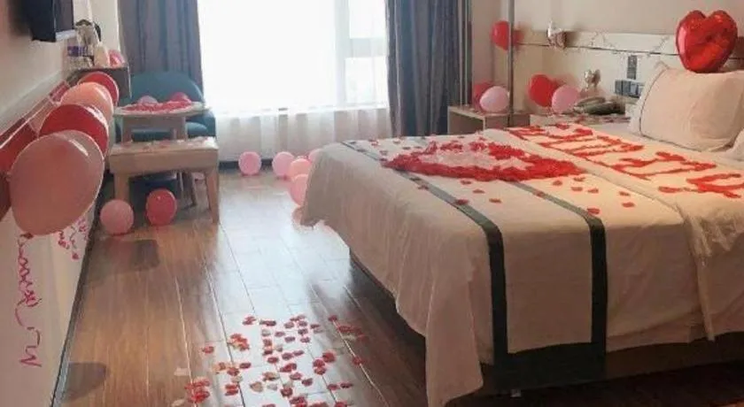 Bed in City Comfort Inn Zhanjiang Xuwen Port Wharf Passenger Station