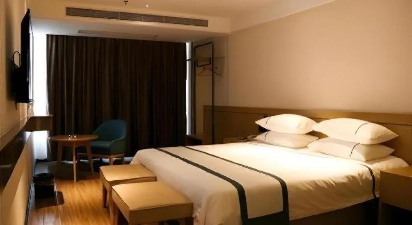 Bed in City Comfort Inn Zhanjiang Xuwen Port Wharf Passenger Station