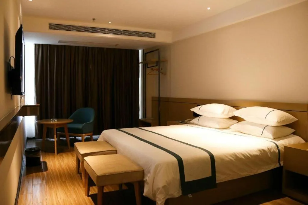 Bed in City Comfort Inn Zhanjiang Xuwen Port Wharf Passenger Station