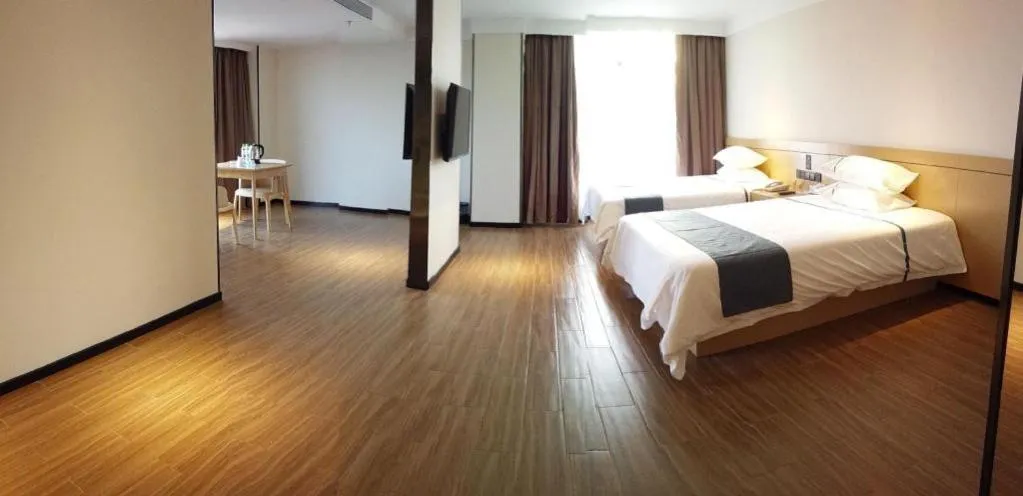 Bed in City Comfort Inn Zhanjiang Xuwen Port Wharf Passenger Station