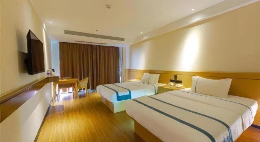 Bed in City Comfort Inn Zhanjiang Xuwen Port Wharf Passenger Station