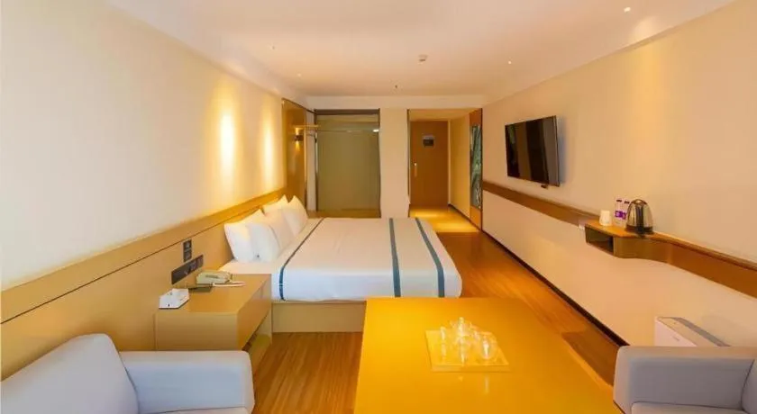 Bed in City Comfort Inn Zhanjiang Xuwen Port Wharf Passenger Station