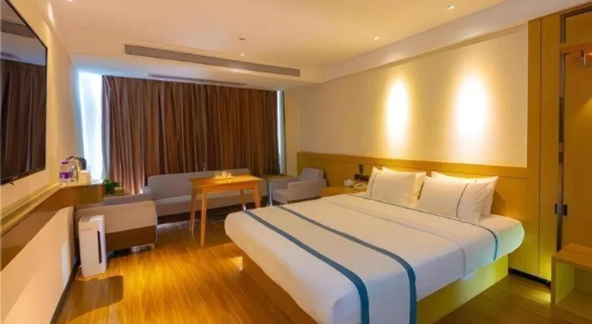 Bed in City Comfort Inn Zhanjiang Xuwen Port Wharf Passenger Station