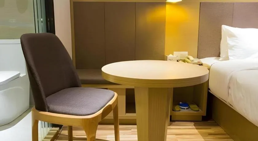 Bed in City Comfort Inn Tianmen Xincheng Walmart