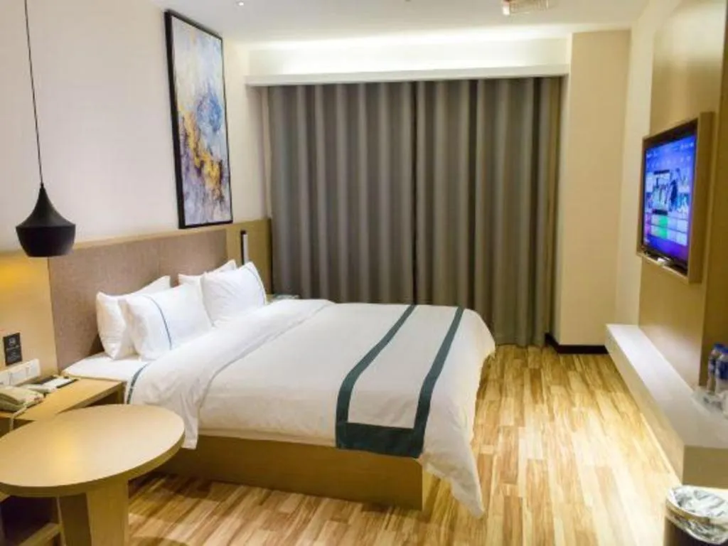 Bed in City Comfort Inn Tianmen Xincheng Walmart