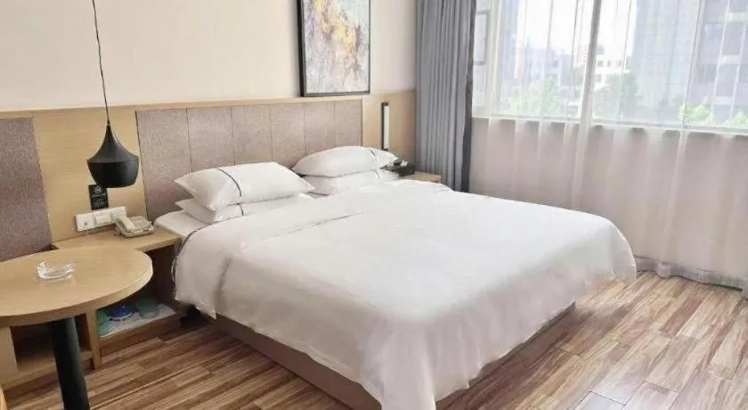 Bed in City Comfort Inn Tianmen Xincheng Walmart