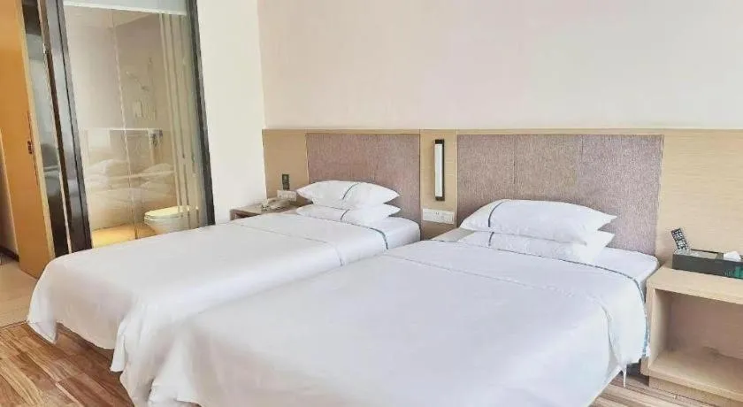 Bed in City Comfort Inn Tianmen Xincheng Walmart