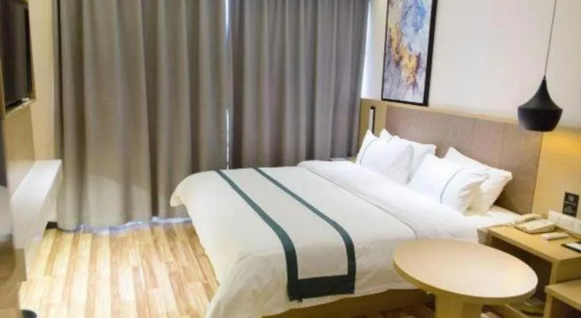 Bed in City Comfort Inn Tianmen Xincheng Walmart