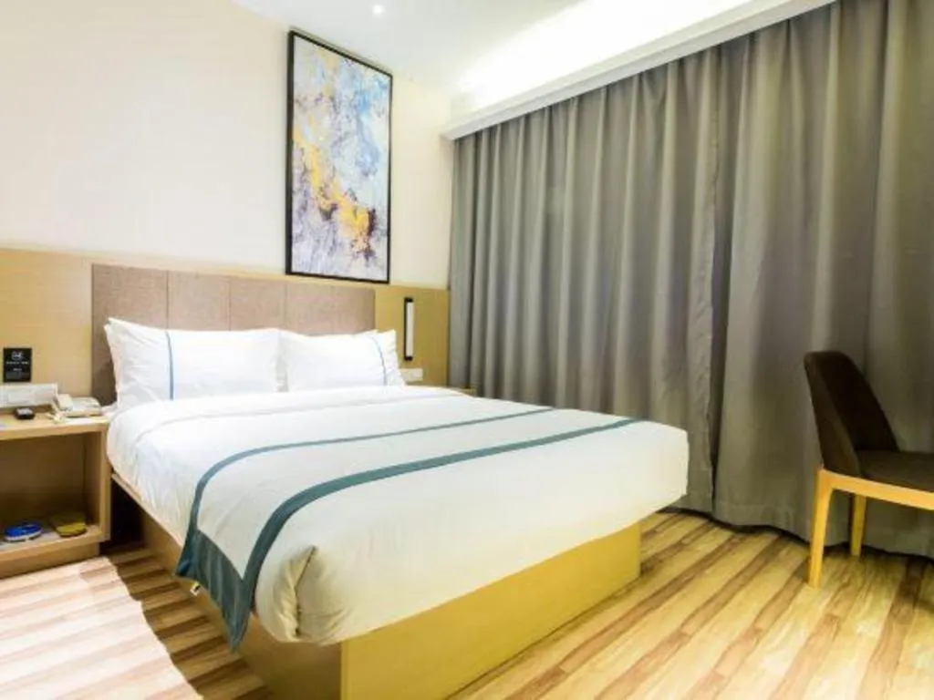 Bed in City Comfort Inn Tianmen Xincheng Walmart