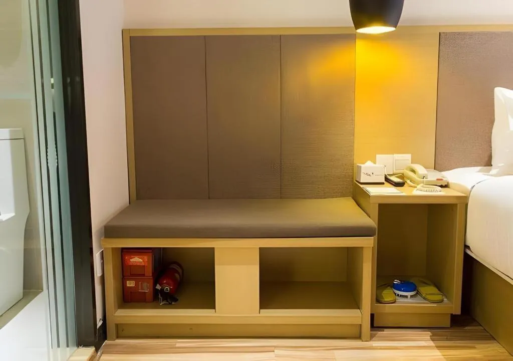 Bed in City Comfort Inn Tianmen Xincheng Walmart