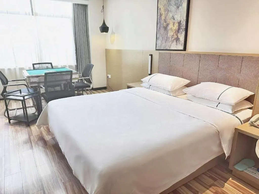 Bed in City Comfort Inn Tianmen Xincheng Walmart