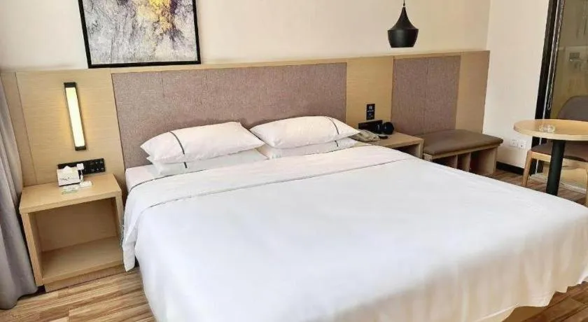 Bed in City Comfort Inn Tianmen Xincheng Walmart