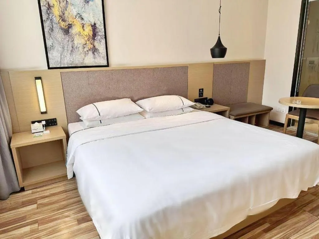 Bed in City Comfort Inn Tianmen Xincheng Walmart